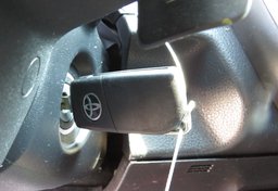 2018 Toyota Camry - Image 34