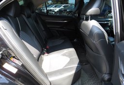 2018 Toyota Camry - Image 28