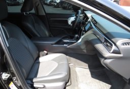 2018 Toyota Camry - Image 24