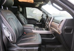 2019 Ford Super Duty F-350 SRW - Image 27