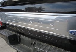 2019 Ford Super Duty F-350 SRW - Image 16