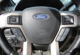 2019 Ford Super Duty F-350 SRW - Image 36