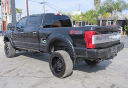 2019 Ford Super Duty F-350 SRW - Image 10