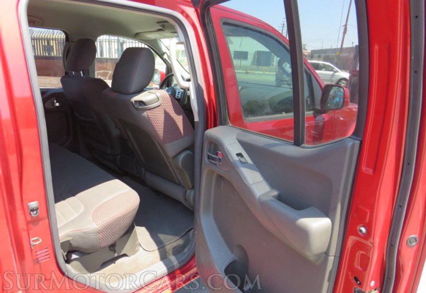 2012 Nissan Frontier - Image 31