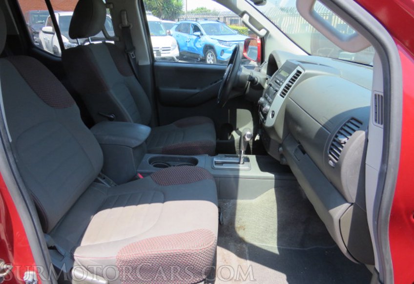 2012 Nissan Frontier - Image 22