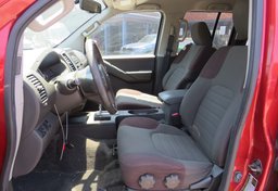 2012 Nissan Frontier - Image 23