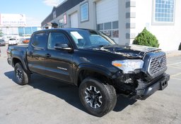 2021 Toyota Tacoma 4WD - Image 4