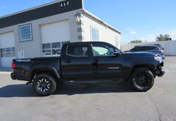 2021 Toyota Tacoma 4WD - Image 10