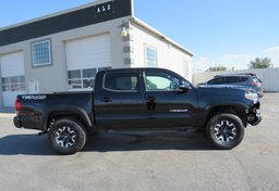 2021 Toyota Tacoma 4WD - Image 11
