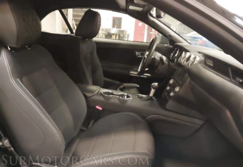 2017 Ford Mustang - Image 10