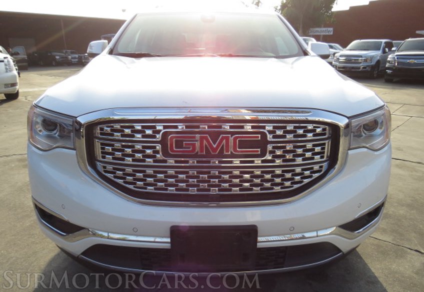 2019 GMC Acadia - Image 19