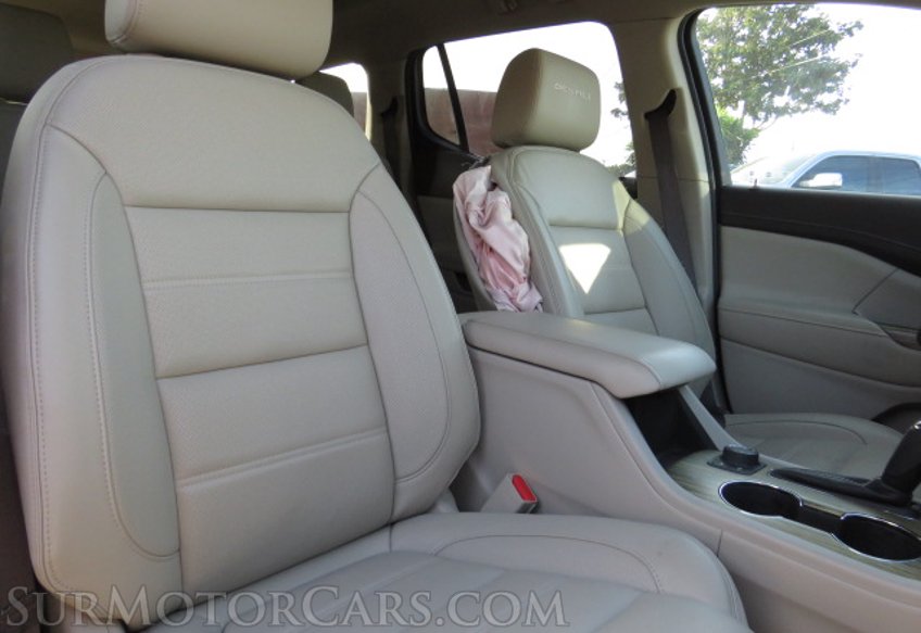 2019 GMC Acadia - Image 40