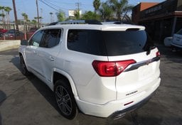 2019 GMC Acadia - Image 7