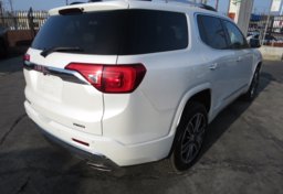 2019 GMC Acadia - Image 10