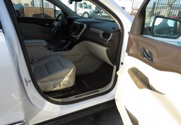 2019 GMC Acadia - Image 36