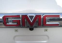 2019 GMC Acadia - Image 30