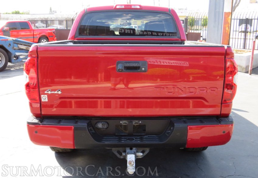2014 Toyota Tundra 4WD Truck - Image 10