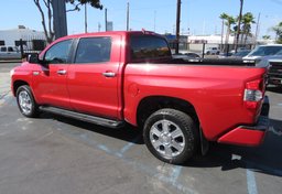 2014 Toyota Tundra 4WD Truck - Image 5