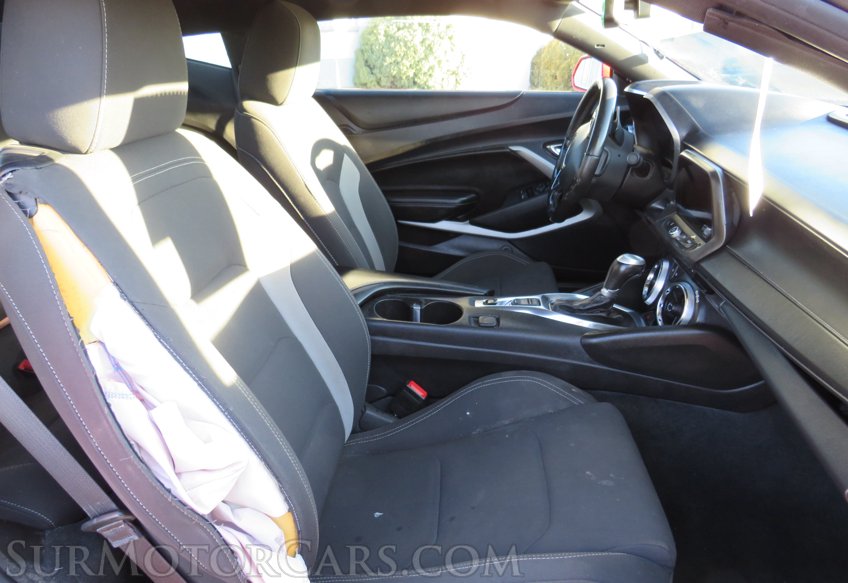 2016 Chevrolet Camaro - Image 30