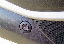 2016 Chevrolet Camaro - Image 45