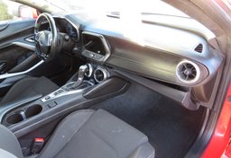 2016 Chevrolet Camaro - Image 28