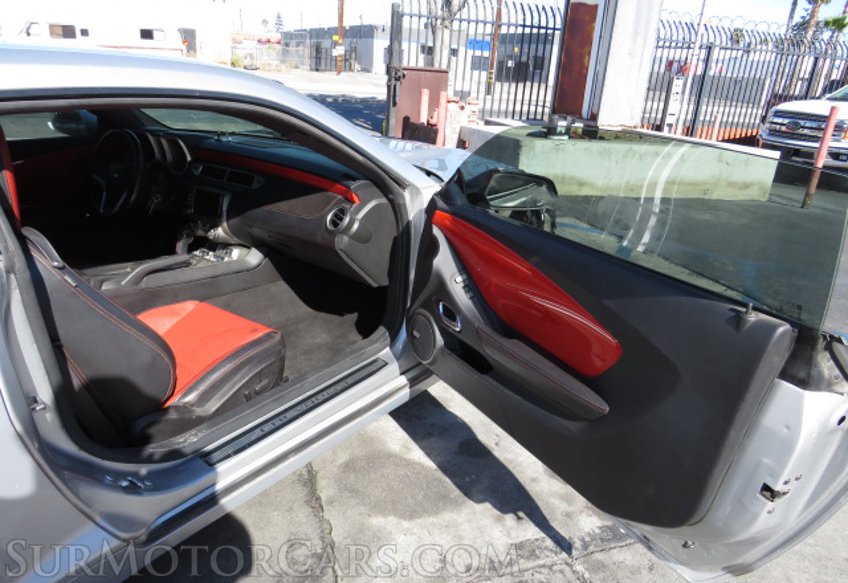 2015 Chevrolet Camaro - Image 17