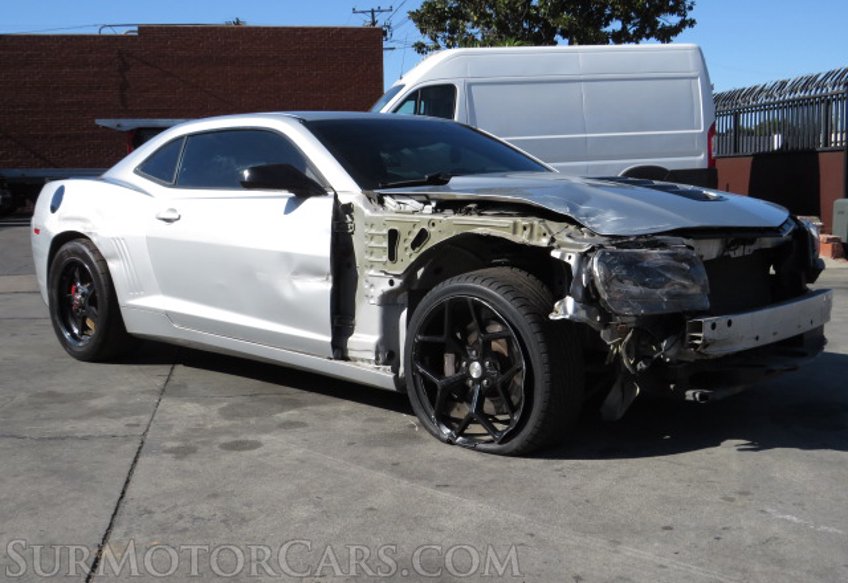 2015 Chevrolet Camaro - Image 4
