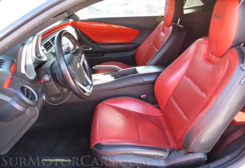 2015 Chevrolet Camaro - Image 18