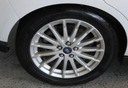 Thumbnail of 2013 Ford C-MAX Hybrid