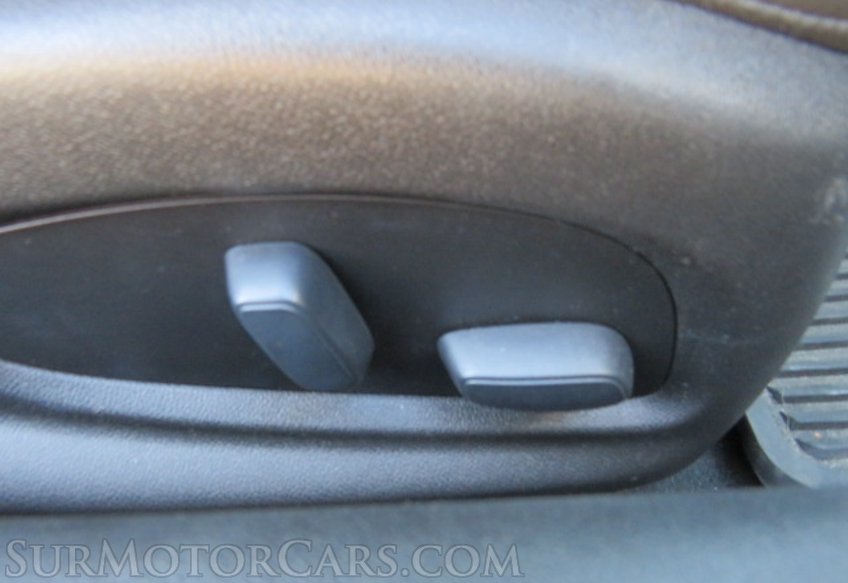 2019 Chevrolet Camaro - Image 38