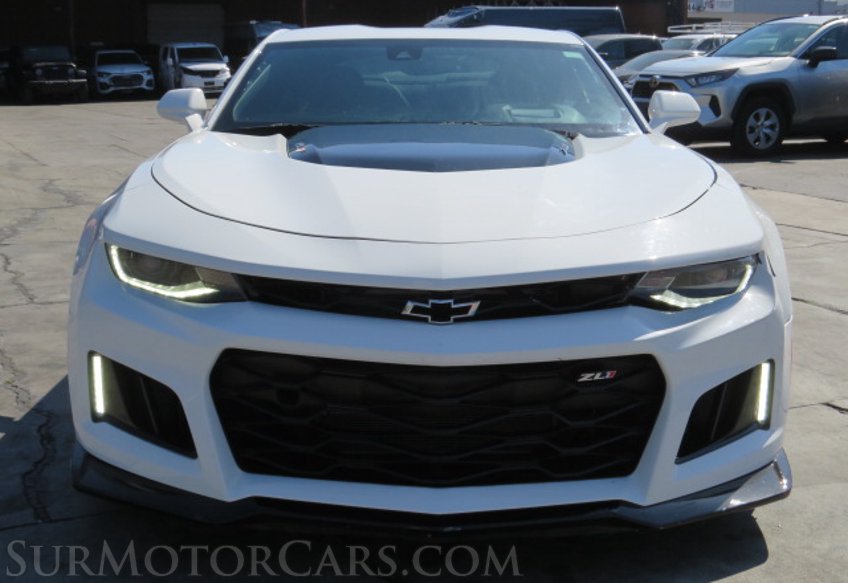 2019 Chevrolet Camaro - Image 9