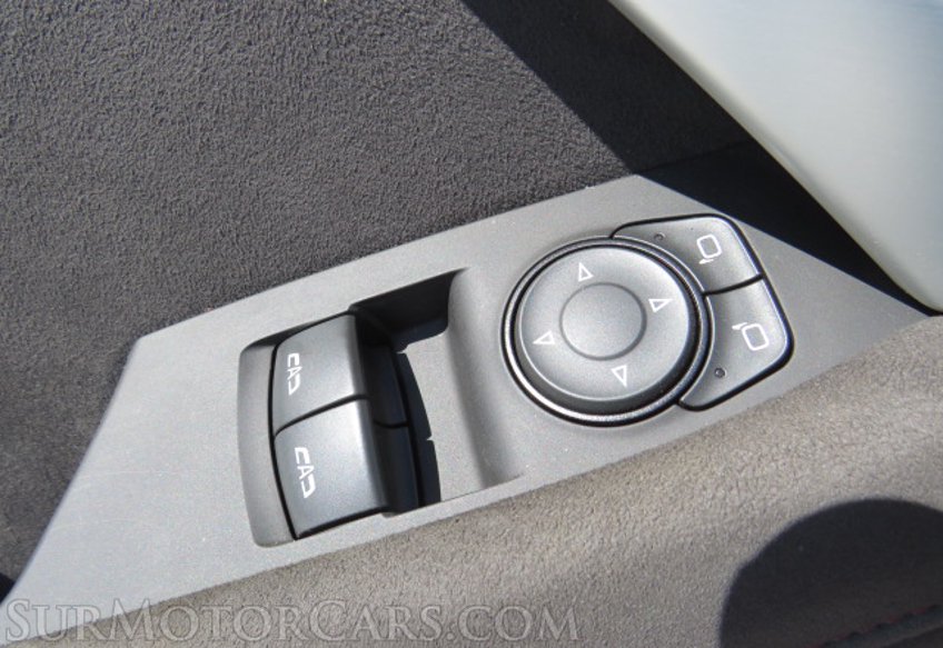 2019 Chevrolet Camaro - Image 40