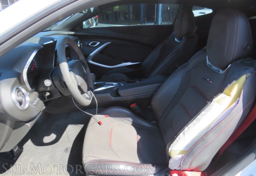 2019 Chevrolet Camaro - Image 23