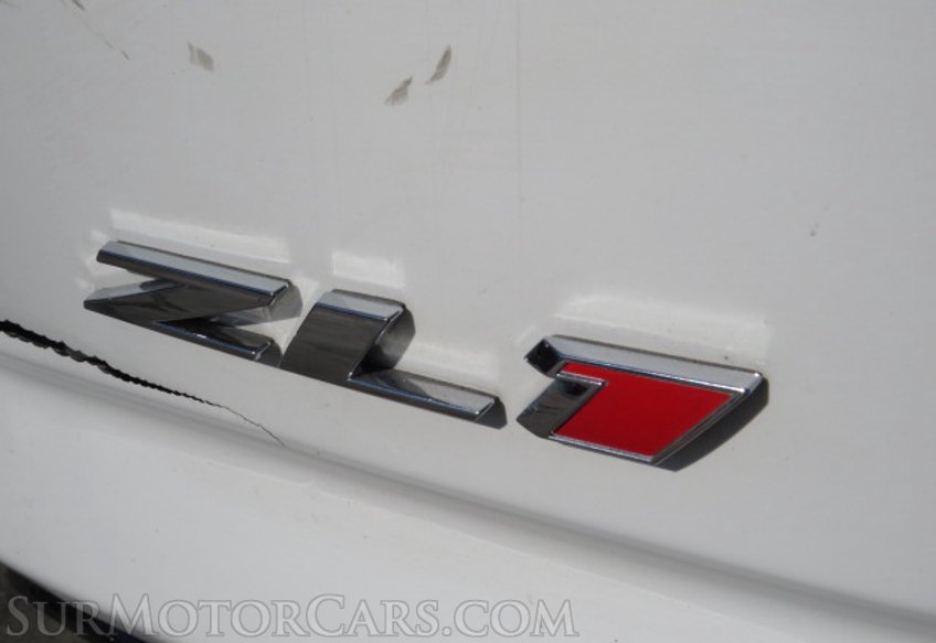 2019 Chevrolet Camaro - Image 19