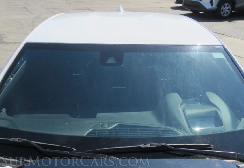 2019 Chevrolet Camaro - Image 13