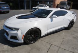 2019 Chevrolet Camaro - Image 2