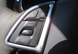 2019 Chevrolet Camaro - Image 34