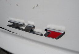 2019 Chevrolet Camaro - Image 19