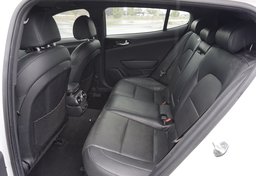 2020 Kia Stinger - Image 36