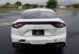 2020 Kia Stinger - Image 14