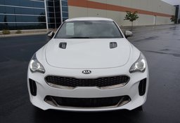 2020 Kia Stinger - Image 12