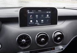 2020 Kia Stinger - Image 41