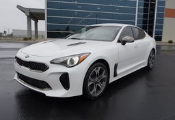 2020 Kia Stinger - Image 2