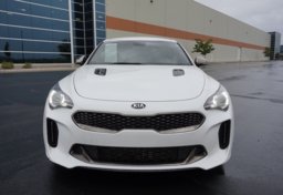 2020 Kia Stinger - Image 13