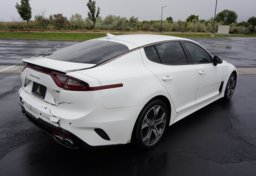 2020 Kia Stinger - Image 7