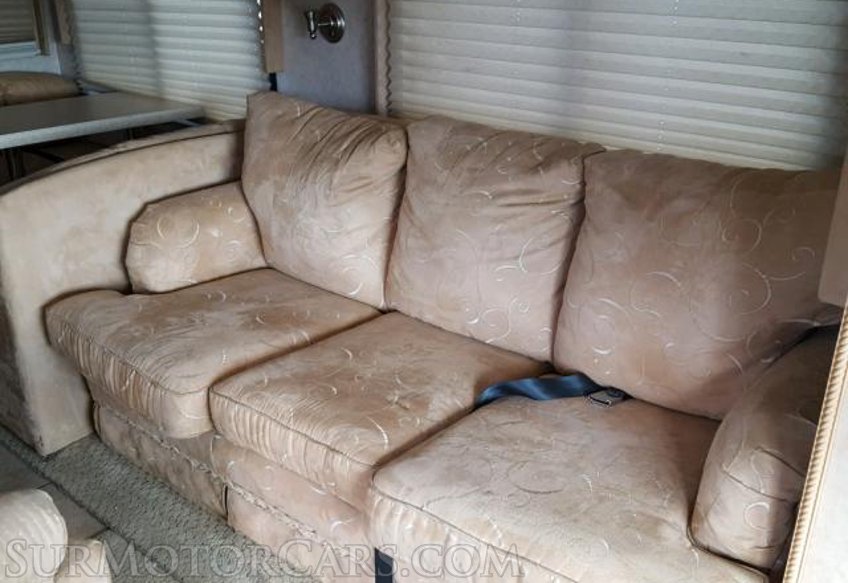 2004 Damon Intruder RV - Image 7