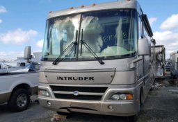 2004 Damon Intruder RV - Image 2