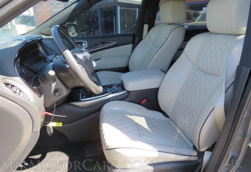2019 Infiniti QX60 - Image 27
