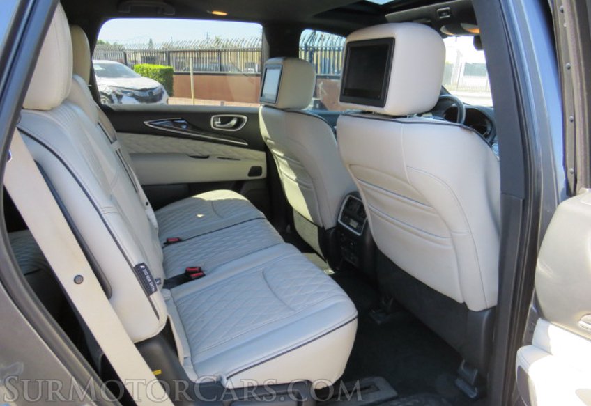 2019 Infiniti QX60 - Image 30