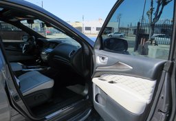 2019 Infiniti QX60 - Image 22